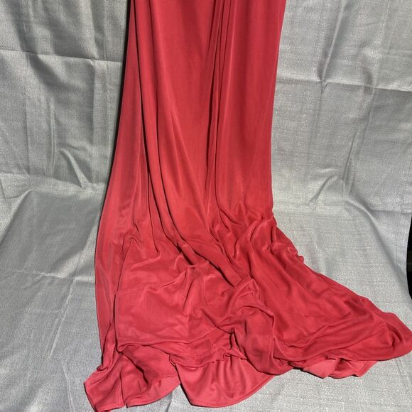 Ignite Evenings by Carol Lin Coralone shoulder formal dress sz 10 bridesmaid - Picture 2 of 9
